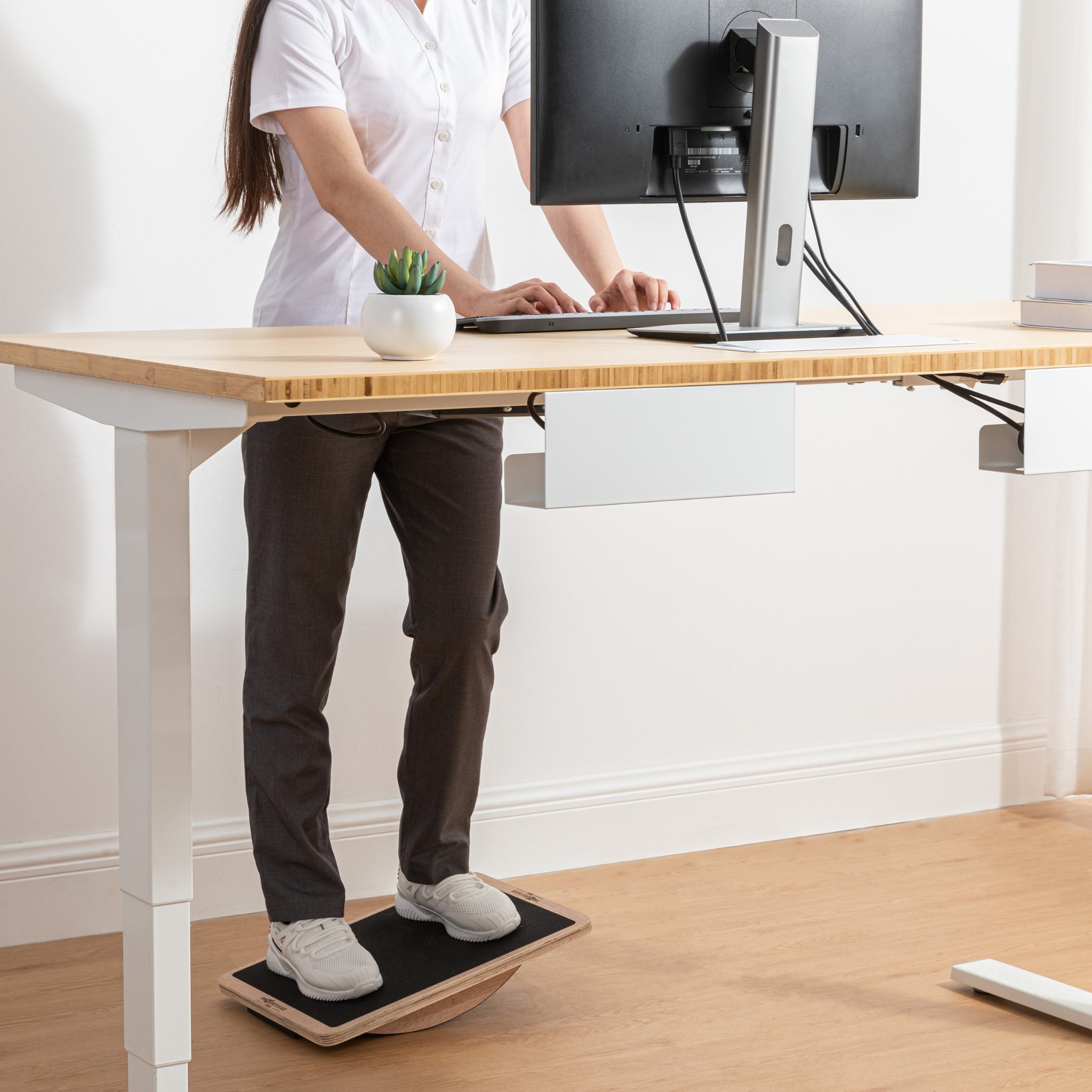 Standing 2024 balance board