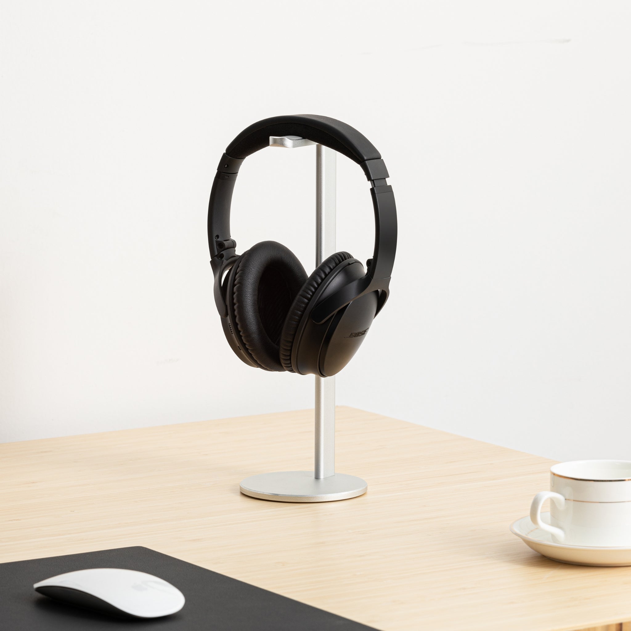 Bose headphone online stand